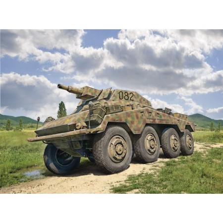 Maqueta de tanque Italeri 1/35 Sd. Kfz. 234/3