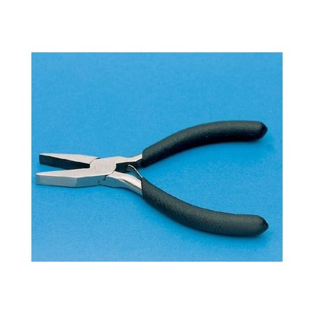 ALICATES PUNTA PLANA